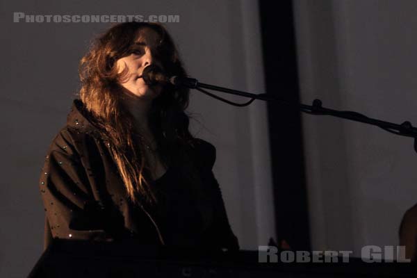 BEACH HOUSE - 2016-06-05 - NIMES - Paloma - 